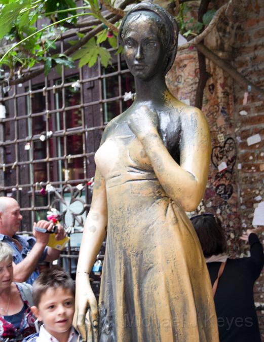 IMG_3098 copy.jpg - Juliet, in Verona